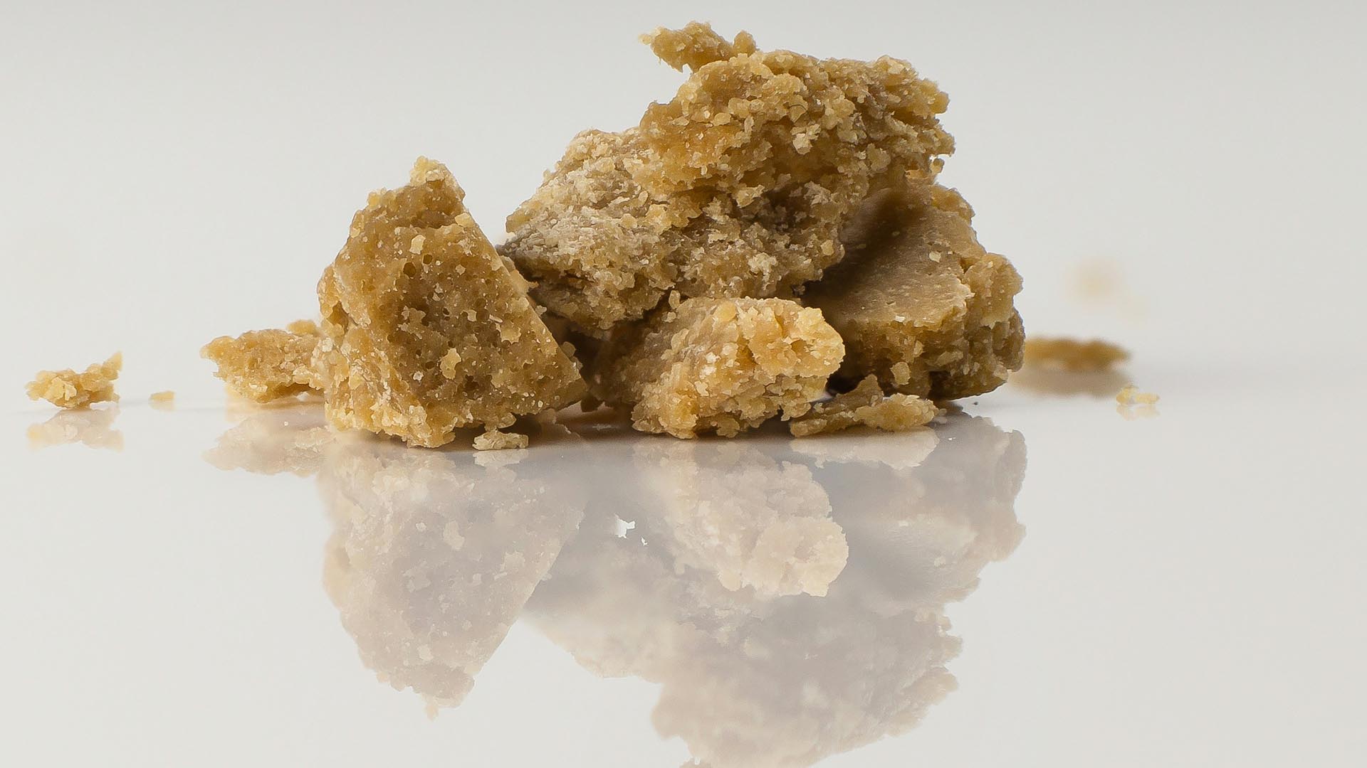 Crumble wax against a white background